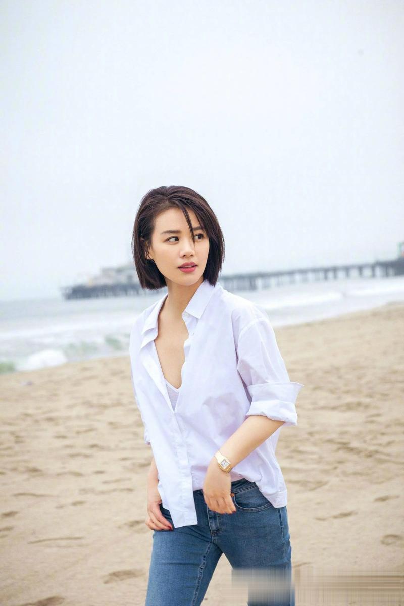 马思纯《花少7》开心割稻子,抑郁原因曝光 马思纯《花少7》开心割稻子,抑郁原因曝光