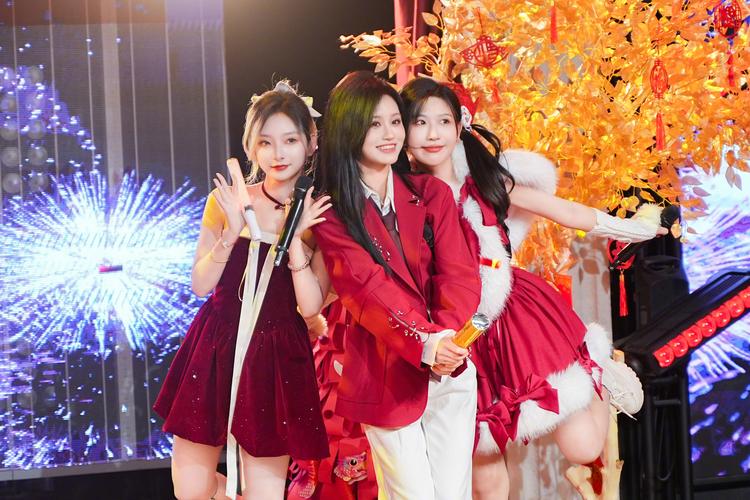SNH48香港盛典 青春闪耀,开启世界新篇章! SNH48香港盛典 青春闪耀,开启世界新篇章!