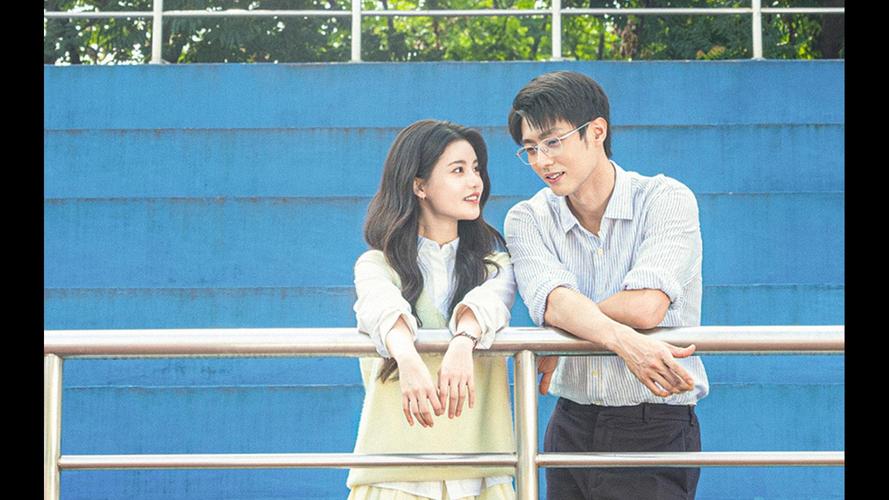 《我在顶峰等你》8月7日开播，孙珍妮陈靖可主演，高三重生甜剧！