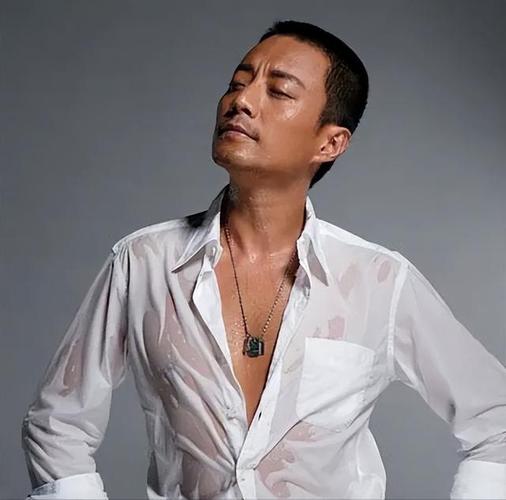 世熙传媒破产?刘熙晨直播要求沈腾张涵予退钱! 世熙传媒破产?刘熙晨直播要求沈腾张涵予退钱!