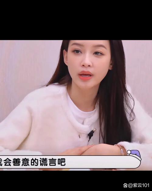 孙怡女儿被拍正脸引不满,父母离婚仍常带娃 孙怡女儿被拍正脸引不满,父母离婚仍常带娃
