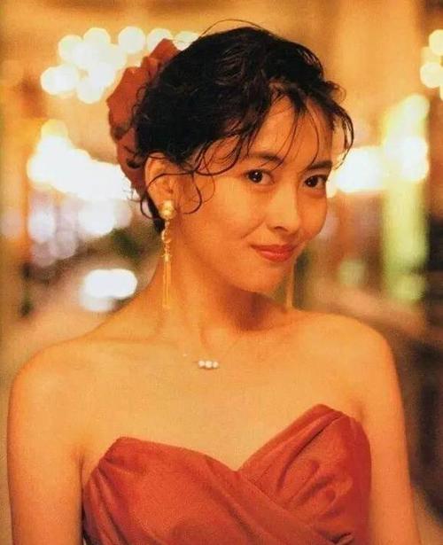 松冈昌宏中山美穗再携手,禁忌初恋日剧第七季来袭! 松冈昌宏中山美穗再携手,禁忌初恋日剧第七季来袭!