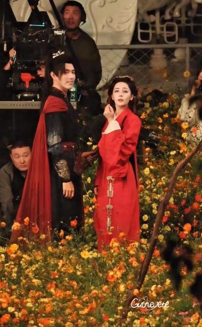 《花海之吻》：迪丽热巴陈飞宇演绎女鬼王与少将军的爱情传奇