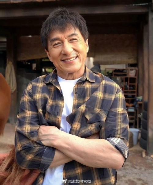 8月3日《捕风追影》首映，成龙大哥领衔追凶！