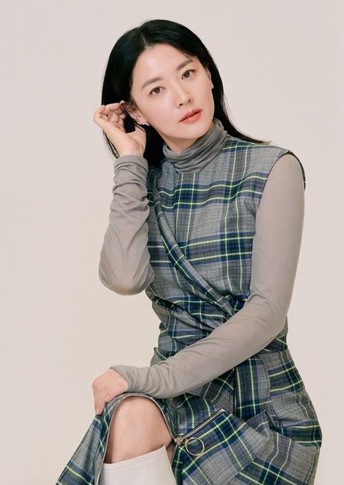 李英爱回归《不朽名曲》演新剧，状态好获期待