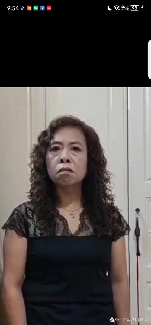 《生万物》老年女演员演技炸裂，扮丑演妈超真实！