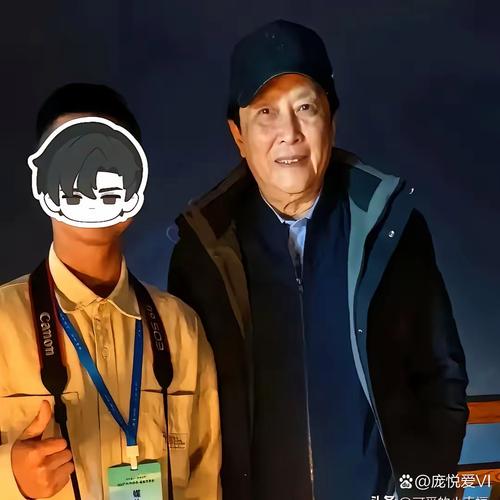 唐国强为钱上综艺，照顾残疾儿子