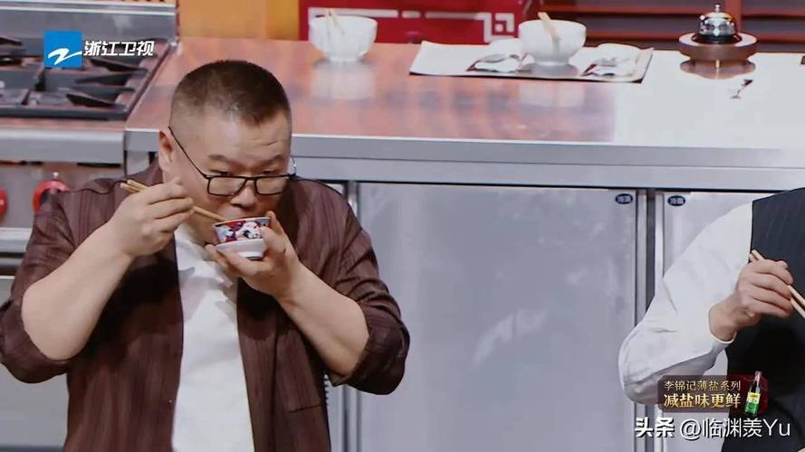 岳云鹏评白切鸡被喷，广东人不满 他不懂行情！