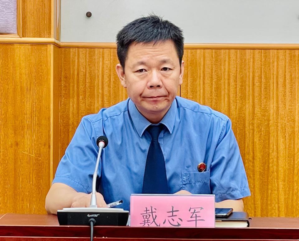 叶导为满足尹红德，无奈换角王秀女友
