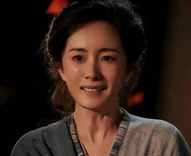 央视《生万物》收视破2.6！老戏骨飙戏火，杨幂演技遭吐槽
