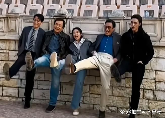 《捕风追影》成龙最佳？动作戏燃爆，成家班新风格！