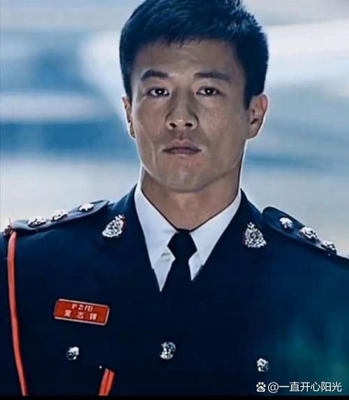 冯鹏《利剑·玫瑰》演反派吴斌，演技圈粉！