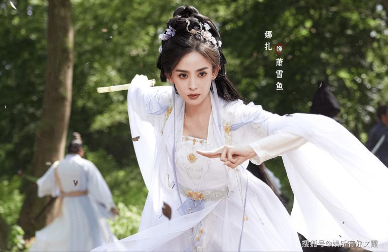 成毅剧待播引期待,杨幂收视王回归,赵露思直播圈粉,张兰遭批,傅首尔被抵制 成毅剧待播引期待,杨幂收视王回归,赵露思直播圈粉,张兰遭批,傅首尔被抵制