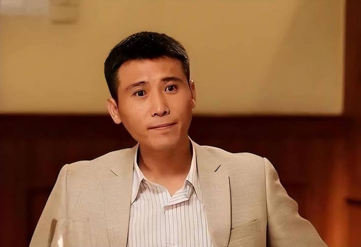 真实演员受欢迎，李乃文《鹅厂地球超新鲜》圈粉