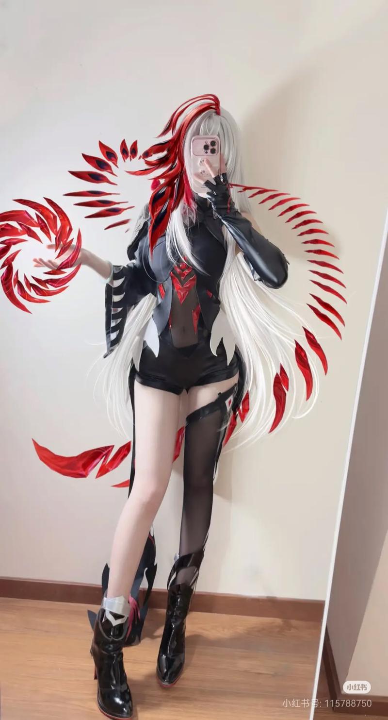 男人爱看美女剧情好，真人影游花样多更吸睛