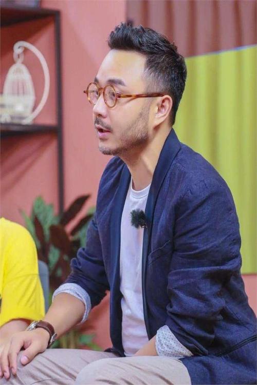 汪涵近照曝光状态差，网友惊呼岁月不饶人