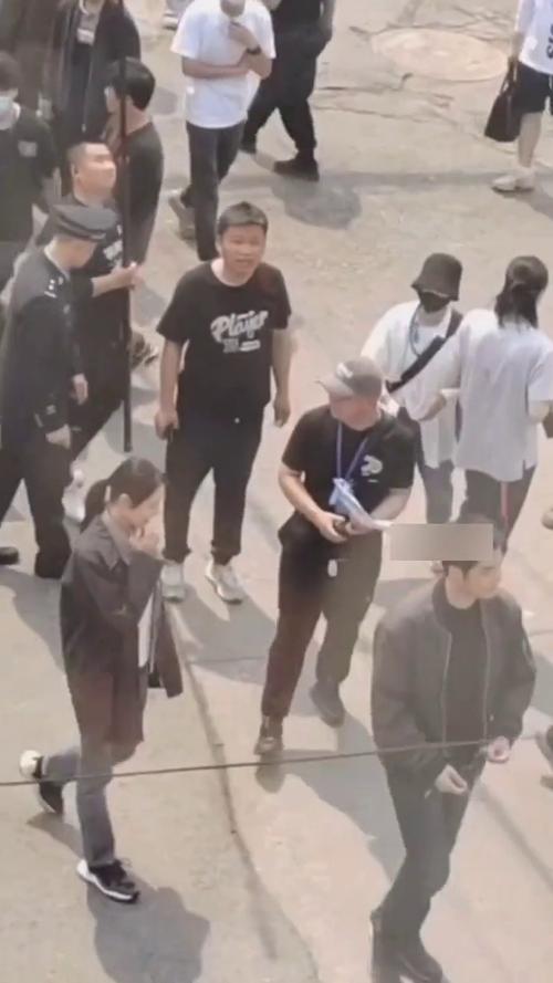 邓妍抓捕拐犯，好友林然竟是幕后黑手