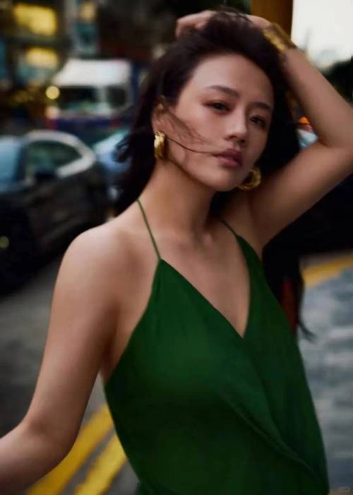 马思纯瘦身50斤变女神，状态超好！