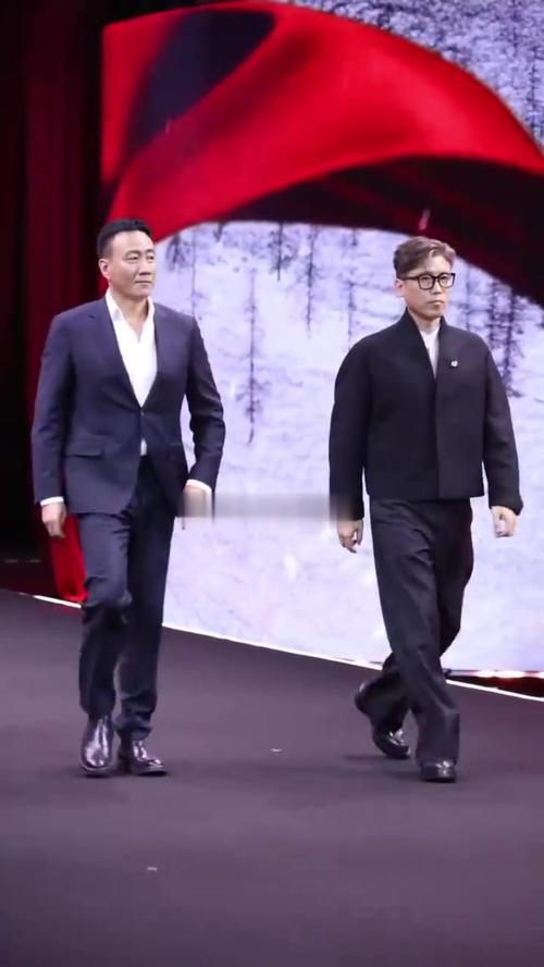 央视《归队》胡军李乃文戏红 蒋欣演技惊艳获赞 央视《归队》胡军李乃文戏红 蒋欣演技惊艳获赞