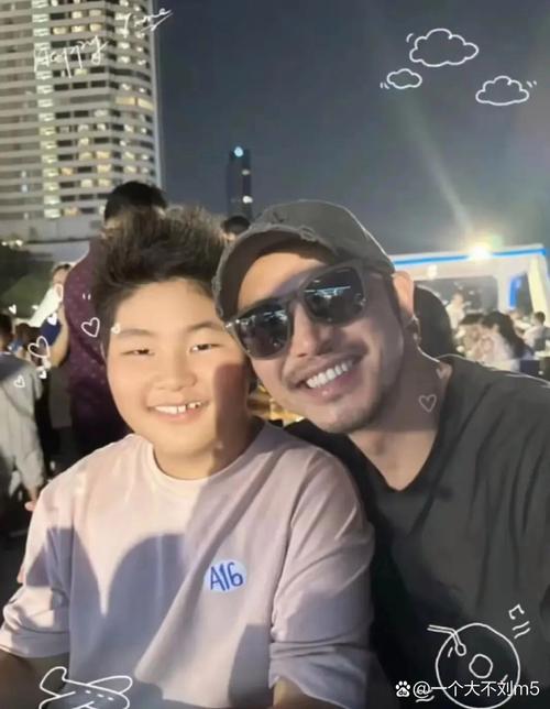 沙溢爸妈抢镜！时髦爸妈家庭和睦秘诀