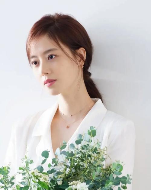 《那天的氛围》 柳演锡撩文彩元,绝配甜燃爱情! 《那天的氛围》 柳演锡撩文彩元,绝配甜燃爱情!