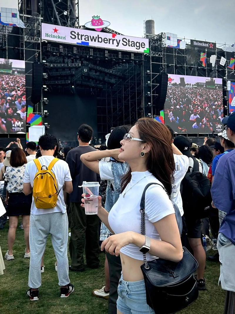 酷狗音乐狂欢夜:虎门热歌会燃爆全场! 酷狗音乐狂欢夜:虎门热歌会燃爆全场!