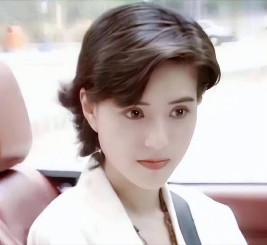 《女人俱乐部》 中年女性重拾友谊，李若彤演绎成长蜕变